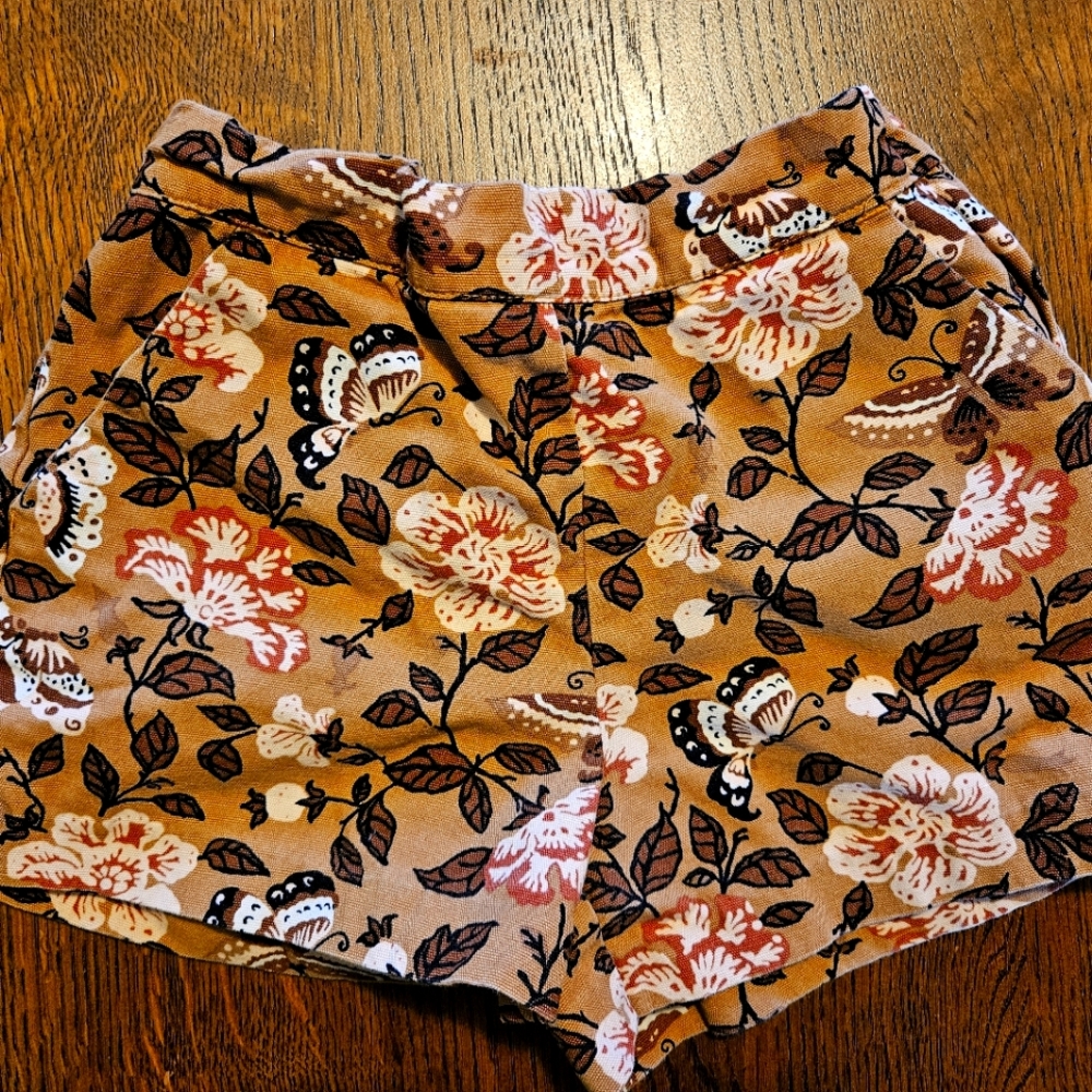 Janie and Jack, Size 10 girls, Tan with Flower/Butterfly design